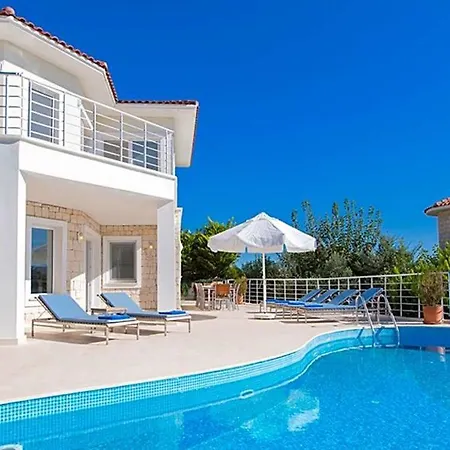 Yenikoy Sleeps 10 Pool Air Con Wifi Villa *